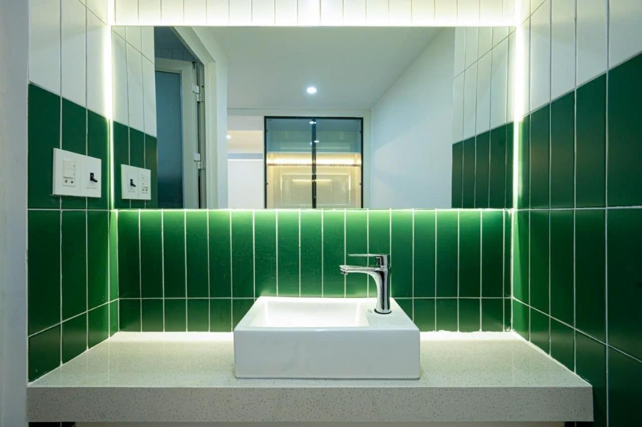 Q Hotel & Apartment Han Market Da Nang Dış mekan fotoğraf